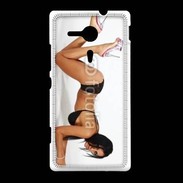 Coque Sony Xpéria SP Femme brune sexy avec talon aiguille