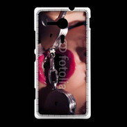 Coque Sony Xpéria SP Dominatrice sexy avec menottes 