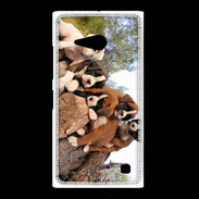 Coque Nokia Lumia 735 Chiots Boxer sur un tronc d''arbre