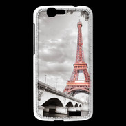 Coque Huawei Ascend G7 Tour Eiffel rouge sur fond en noir et blanc