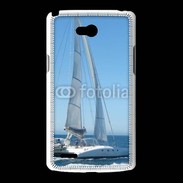 Coque LG L80 Catamaran en mer