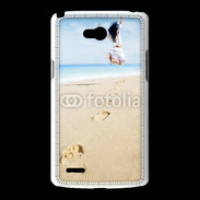 Coque LG L80 Femme sautant face à la mer