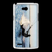 Coque LG L80 Kitesurfeur en mer 5