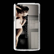 Coque LG L80 femme sexy canapé 2