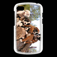 Coque Blackberry Q10 Chiots Boxer sur un tronc d''arbre