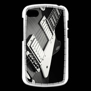 Coque Blackberry Q10 Guitare en noir et blanc