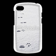 Coque Blackberry Q10 Traces de pas d'animal dans la neige