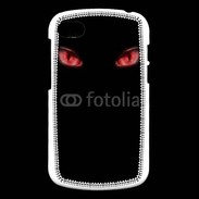 Coque Blackberry Q10 Yeux rouges fond noir