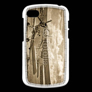 Coque Blackberry Q10 Vieux biplans en noir et blanc