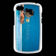 Coque Blackberry Q10 Femme sirotant un cocktail face à la mer