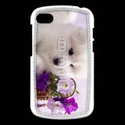 Coque Blackberry Q10 Chiot blanc et fleur violette