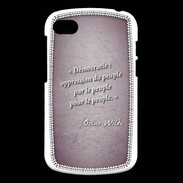 Coque Blackberry Q10 Démocratie Violet Citation Oscar Wilde