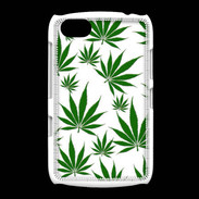 Coque BlackBerry 9720 Feuille de cannabis sur fond blanc