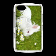 Coque BlackBerry 9720 Lapin blanc dans l'herbe