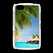 Coque BlackBerry 9720 Palmier et bungalow dans l'océan indien
