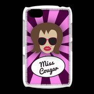 Coque BlackBerry 9720 Miss Cougar Chatain