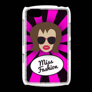 Coque BlackBerry 9720 Miss Fashion Chatain