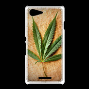 Coque Sony Xpéria E3 Feuille de cannabis sur toile beige