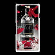 Coque Sony Xpéria E3 Bouteille alcool pétales de rose glamour