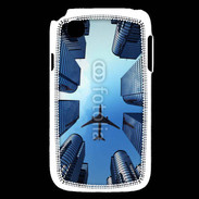 Coque LG L40 Avion de ligne au dessus des immeubles