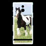Coque Sony Xperia P Cheval noir et blanc 5