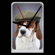 Pendule de bureau Beagle avec casquette