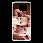 Coque Samsung Galaxy S6 edge Bébés avec biberons