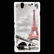 Coque Sony Xperia C4 Tour Eiffel rouge sur fond en noir et blanc