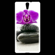 Coque Sony Xperia C5 Orchidée violette sur galet noir