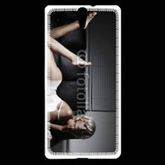 Coque Sony Xperia C5 Femme sexy canapé
