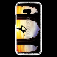 Coque HTC One M8s Danseuse yoga temple couché de soleil