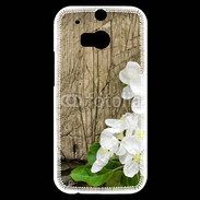 Coque HTC One M8s Fleurs sur fond en bois