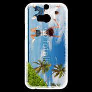 Coque HTC One M8s Couple sautant devant la mer