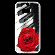 Coque HTC One M8s Rose sur un piano