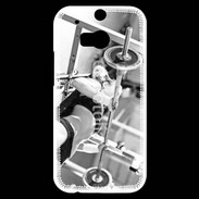 Coque HTC One M8s Femme sur un banc de musculation