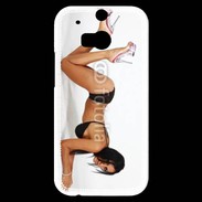 Coque HTC One M8s Femme brune sexy avec talon aiguille