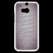 Coque HTC One M8s Les vieux Violet Citation Oscar Wilde