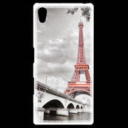 Coque Personnalisée Sony Xpéria Z5 Tour Eiffel rouge sur fond en noir et blanc