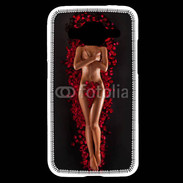 Coque Samsung Core Prime Femme nue pétales de rose glamour