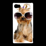 Coque Sony Xperia Z5 Compact Chien Yorkie avec lunette de soleil