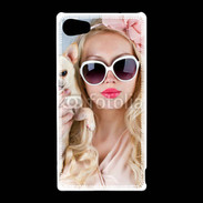 Coque Sony Xperia Z5 Compact Femme glamour avec chihuahua