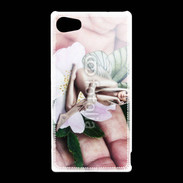 Coque Sony Xperia Z5 Compact Jolie femme avec des ailes de Papillon