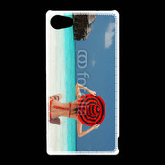 Coque Sony Xperia Z5 Compact Femme assise sur la plage