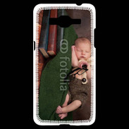 Coque Samsung Grand Prime 4G Bébé dormant sur des livres