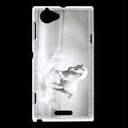 Coque Sony Xperia L Cheval blanc 1