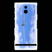 Coque Sony Xperia P Planeur en phase d'attérissage