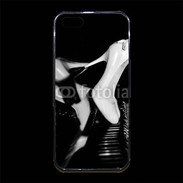 Coque iPhone 5/5S Premium Escarpin blanc sur piano