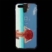 Coque iPhone 5/5S Premium Femme assise sur la plage