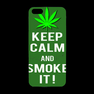 Coque iPhone 5/5S Premium Keep Calm Smoke it Kaki