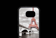 Coque Samsung S7 Premium Tour Eiffel rouge sur fond en noir et blanc